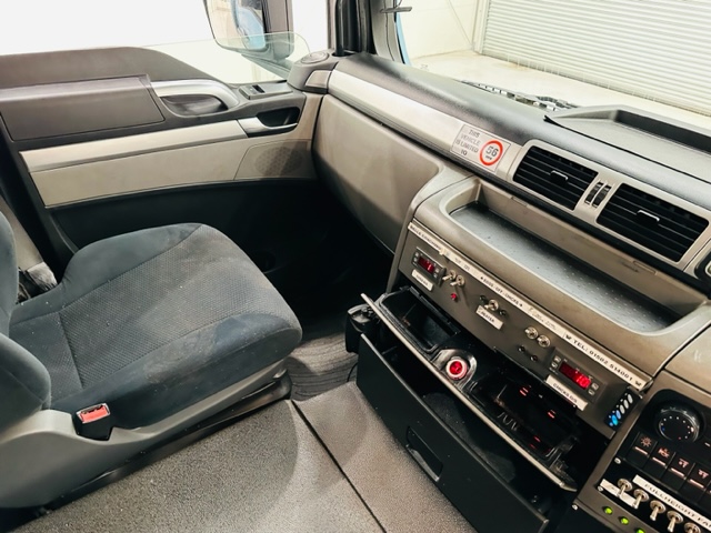 MAN TGS 26.360 6×2 Sleeper Cab Box Van