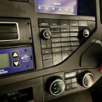 Volvo FMX 410 8×4 Day Cab Steel Tipper - thumbnail