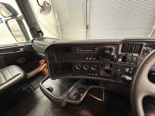 Scania R450 6×2 Midlift Highline Tractor Unit
