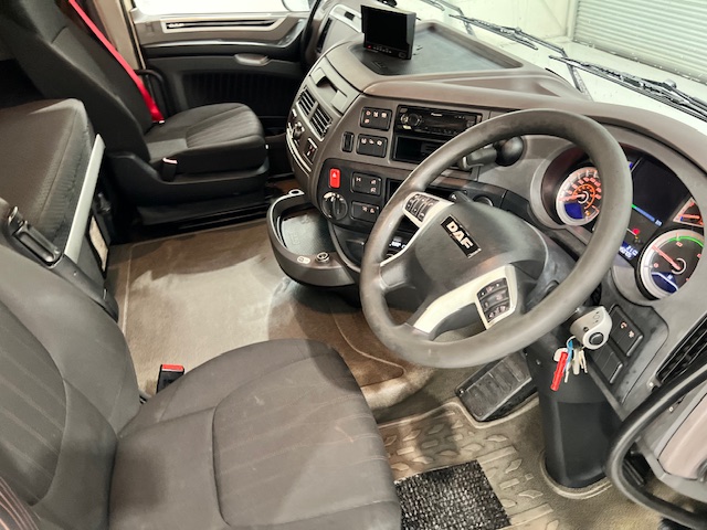 DAF XF 480 6×2 Midlift Tractor Unit