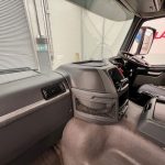 Volvo FM 460 8×4 Steel Tipper Grab - thumbnail