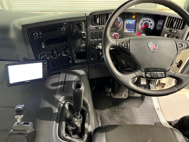 Scania  P370 8×4 Day Cab Tipper