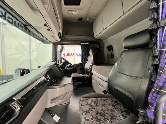 Scania S450 6×2 Midlift Highline Tractor Unit