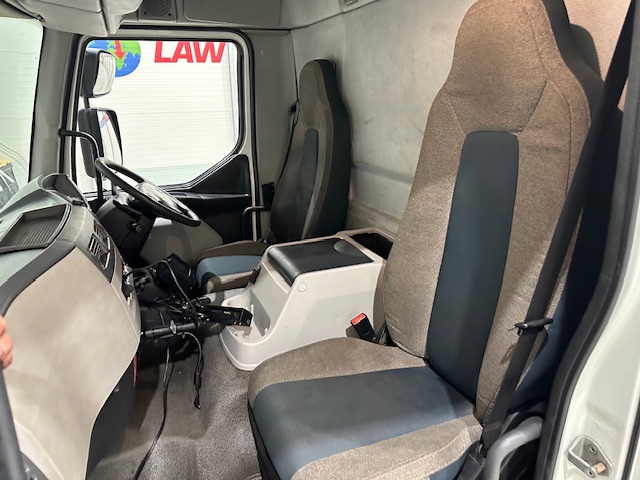 Volvo FL 240 4×2 Day Cab Box Van