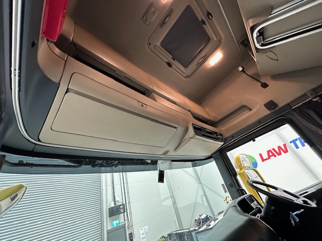 Scania R450 6×2 Midlift Topline Tractor Unit