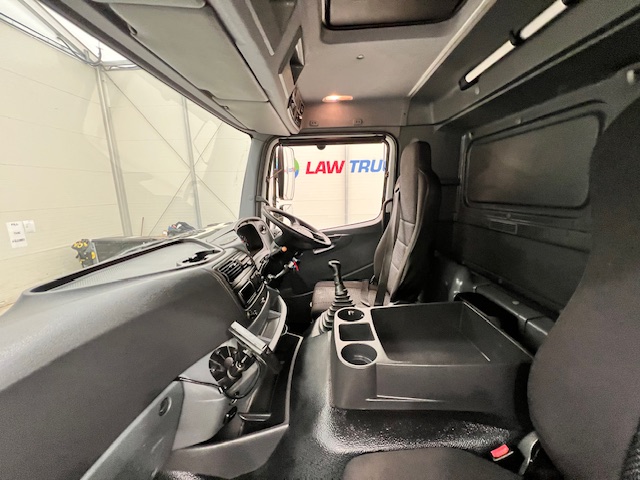 Mercedes Axor 2529 Rear Lift Brick Grab Manual