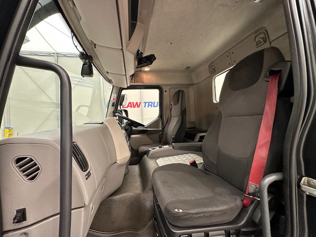 DAF LF 260 4×2 Rest Cab Tractor Unit