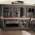 Volvo FM9 260 10 Tyre Sleeper Cab Curtainsider - thumbnail