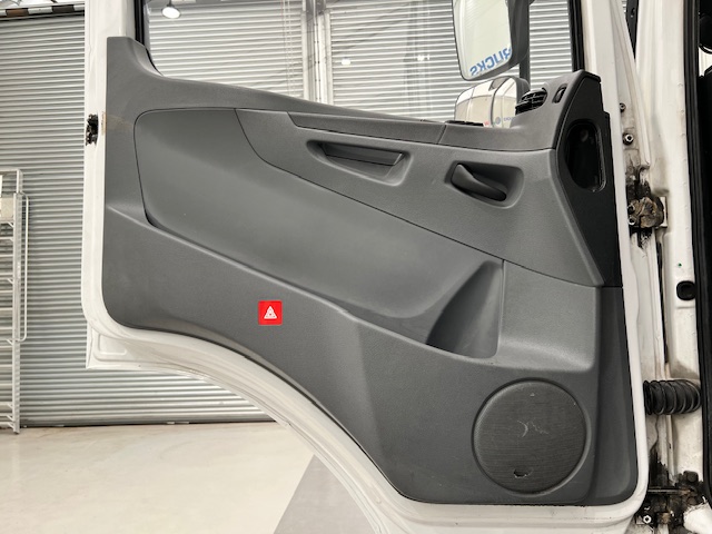 Mercedes Axor 1824 Day Cab Fridge Box