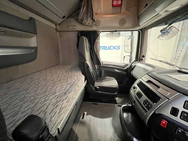 DAF XF 510 6×2 Midlift Tractor Unit Manual