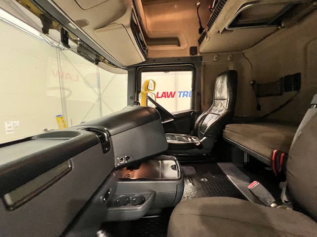 Scania R480 6×2 Midlift Topline Tractor Unit