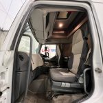 Renault Midlum 190 Sleeper Cab Box Van - thumbnail