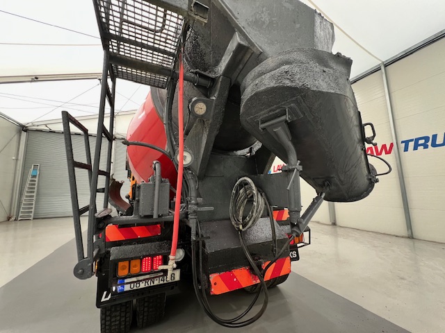 Hino 700 2813 6×4 Cement Mixer