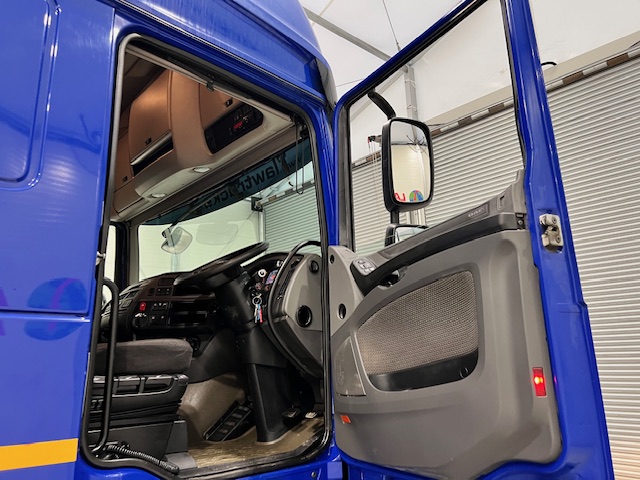 DAF XF 510 6×2 Midlift Tractor Unit
