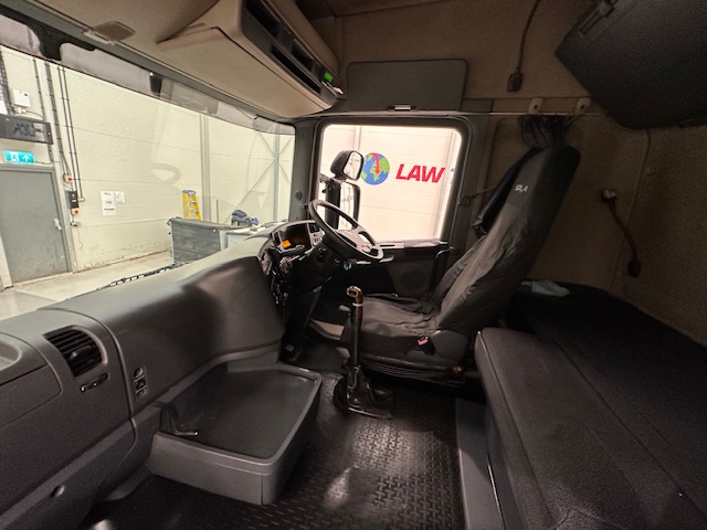 Scania R480 6×2 Midlift Tractor Unit Manual