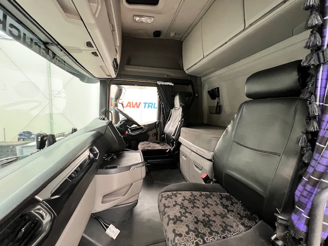 Scania S450 6×2 Midlift Highline Tractor Unit
