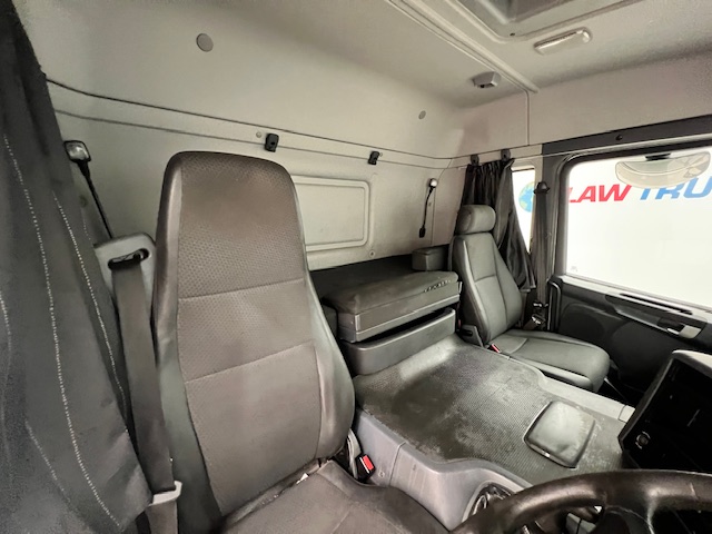 Scania P320 6×2 10 Tyre Sleeper Cab Dropside