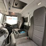 Mercedes Axor 1824 Day Cab Box Van - thumbnail