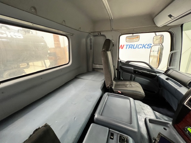 Hino 700 3241 8×4 Cement Mixer