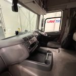 DAF CF 330 6×2 Rear Lift Sleeper Cab Curtainsider - thumbnail