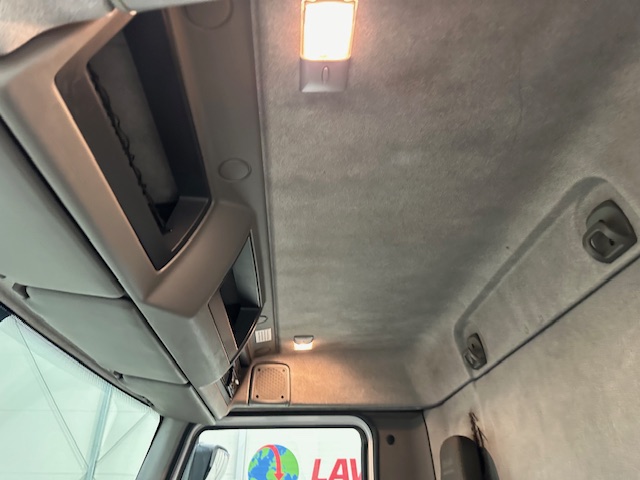 DAF  LF55 220 Day Cab Fridge Box