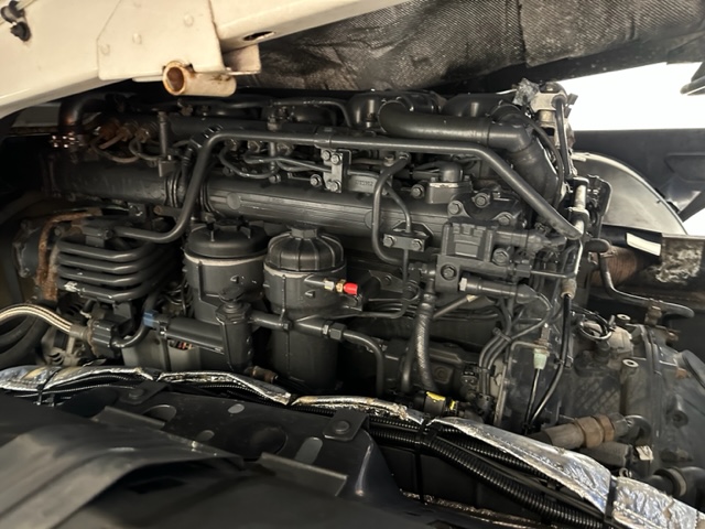 Scania P250 4×2 Sleeper Cab Box Van Manual