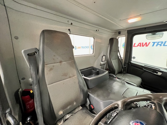 Scania P400 8×4 Day Cab Chassis