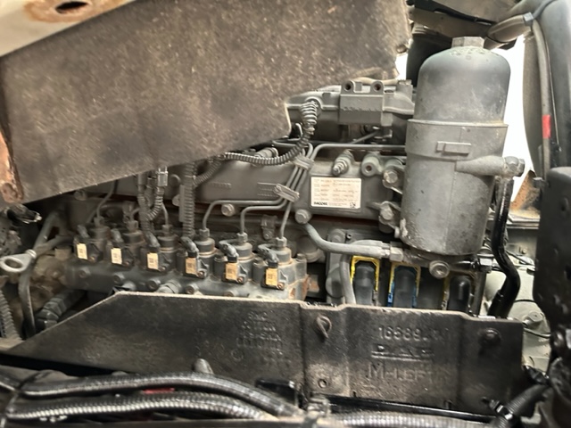 DAF CF75 310 Rear Lift Day Cab Dropside Brick Grab