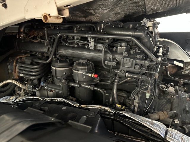 Scania P250 4×2 Sleeper Cab Box Van Manual