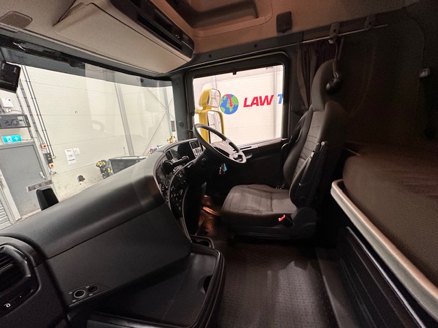 Scania R450 6×2 Midlift Topline Tractor Unit