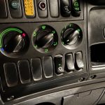 Scania R420 6×2 Rear Lift Brick Grab Drawbar - thumbnail