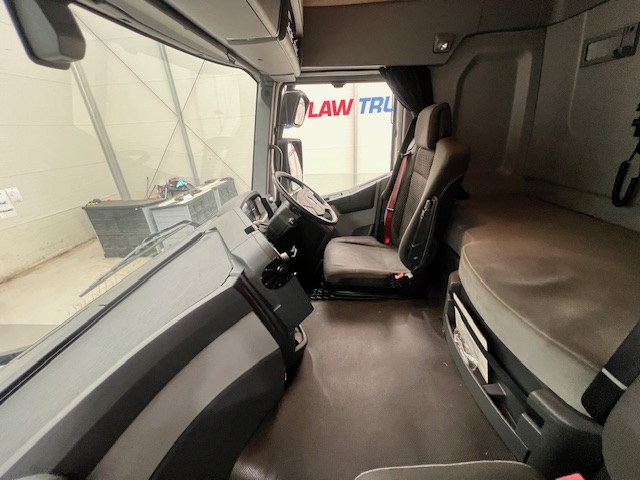 Renault T480 6×2 Midlift Tractor Unit
