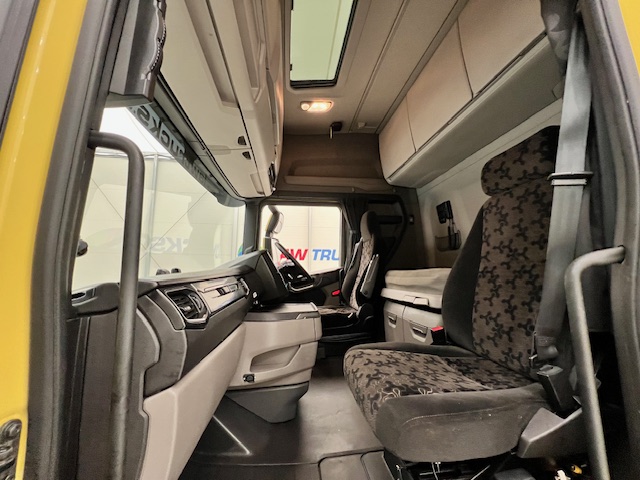 Scania S450 6×2 Midlift Highline Tractor Unit
