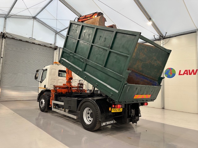 DAF LF55 220 4×2 Steel Tipper Grab Manual