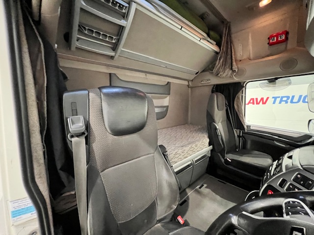 DAF XF 510 6×2 Midlift Tractor Unit Manual