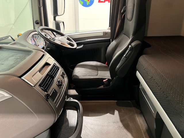DAF XF 480 6×2 Midlift Tractor Unit