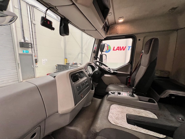 DAF LF 260 4×2 Rest Cab Tractor Unit