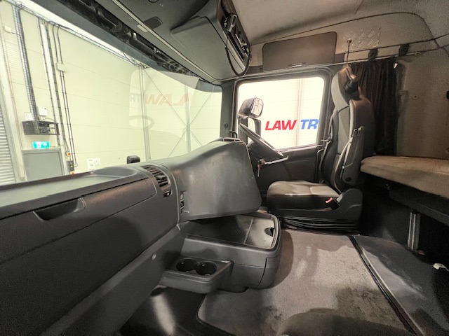 Scania R410 8×4 Sleeper Cab Bulk Tipper
