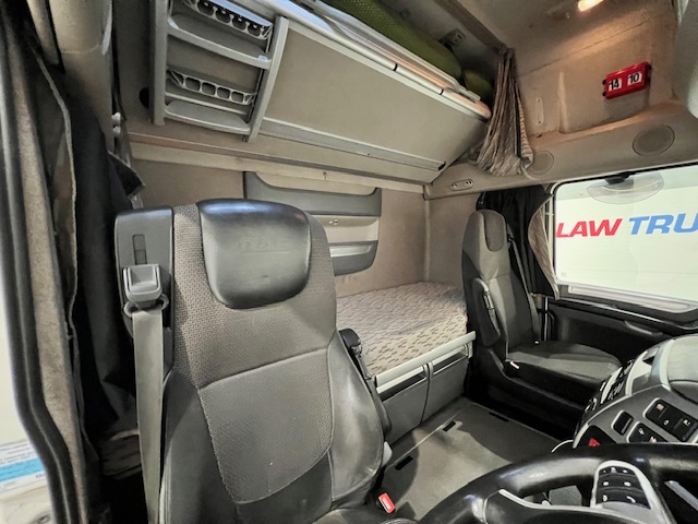 DAF XF 510 6×2 Midlift Tractor Unit Manual