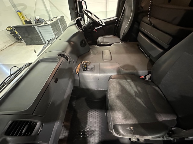 Scania P310 6×2 10 Tyre Rear Lift Tilt and Slide Recovery