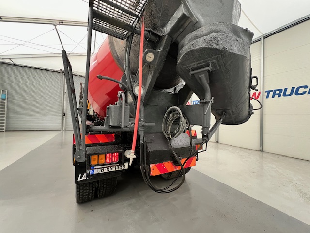 Hino 700 2813 6×4 Cement Mixer