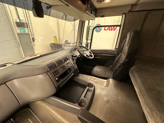 DAF CF 460 6×2 Midlift Tractor Unit
