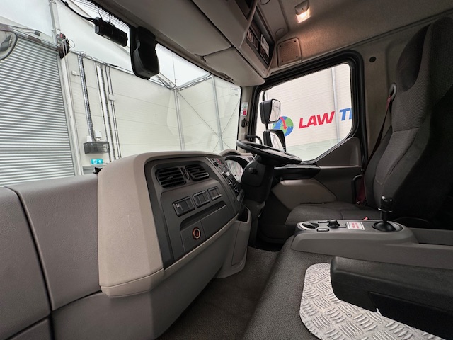DAF LF 260 4×2 Rest Cab Tractor Unit