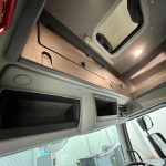 Renault Midlum 190 Sleeper Cab Box Van - thumbnail