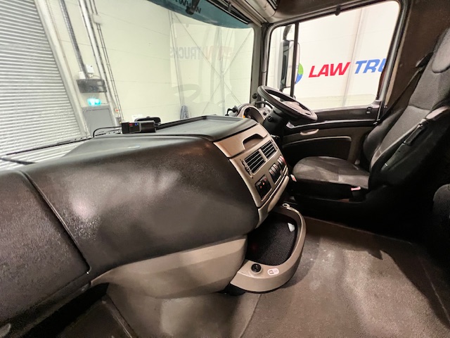 DAF XF105 460 6×2 Super Space Cab Tractor Unit