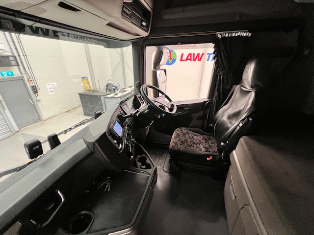 Scania S450 6×2 Midlift Highline Tractor Unit