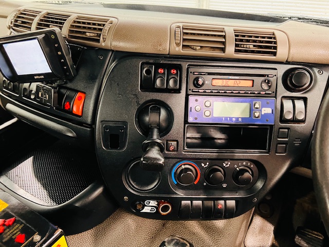 DAF CF85 360 8×4 Day Cab Hookloader Manual