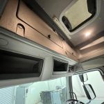 Renault Midlum 190 Sleeper Cab Box Van - thumbnail