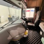 DAF XF105 460 6×2 Space Cab Tractor Unit - thumbnail