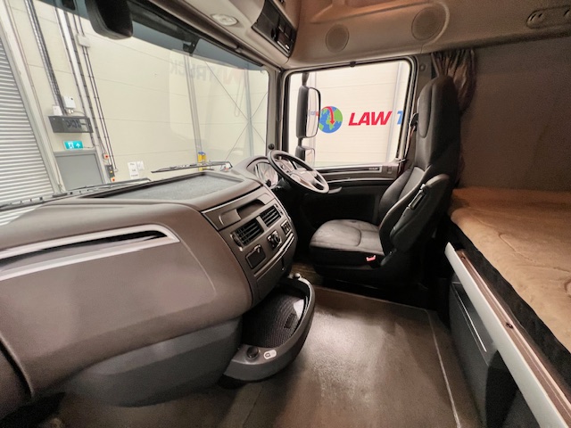 DAF XF 480 6×2 Midlift Tractor Unit